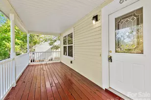 81 Crayton Rd, Asheville, NC 28803 - Photo 7