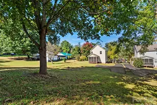81 Crayton Rd, Asheville, NC 28803 - Photo 33