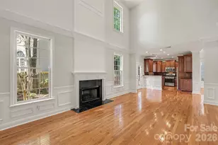 2103 Sablewood Dr, Charlotte, NC 28205 - Photo 7