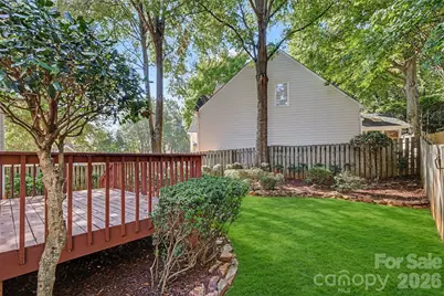2103 Sablewood Drive, Charlotte, NC 28205 - Photo 27