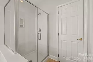 2103 Sablewood Dr, Charlotte, NC 28205 - Photo 15