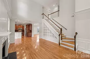 2103 Sablewood Dr, Charlotte, NC 28205 - Photo 11