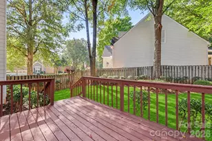 2103 Sablewood Dr, Charlotte, NC 28205 - Photo 25