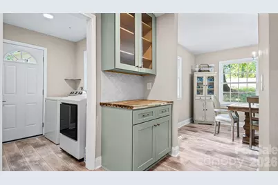7823 Elwood Drive, Charlotte, NC 28227 - Photo 15