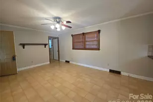 4106 Dallas High Shoals Hwy, Dallas, NC 28034 - Photo 15
