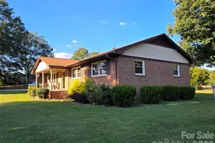 4106 Dallas High Shoals Hwy, Dallas, NC 28034 - Photo 7