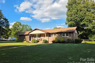 4106 Dallas High Shoals Hwy, Dallas, NC 28034 - Photo 1