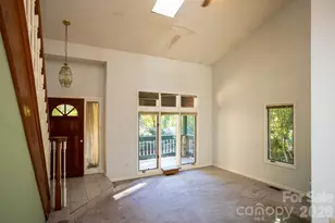 79 Pine Cone Dr, Asheville, NC 28805 - Photo 5