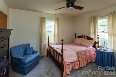 8 Governors Court, Asheville, NC 28805 - Photo 15