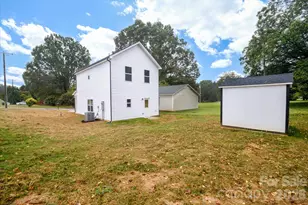 902 W Alabama Ave, Bessemer City, NC 28016 - Photo 25