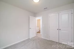 902 W Alabama Ave, Bessemer City, NC 28016 - Photo 17