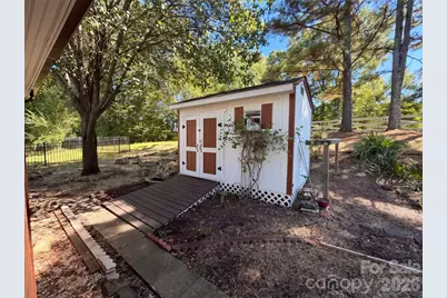 10526 Glory Meadow Court, Charlotte, NC 28278 - Photo 19