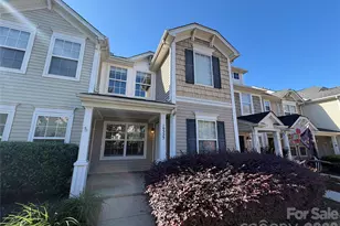 10523 Trolley Run Dr, Cornelius, NC 28031 - Photo 17