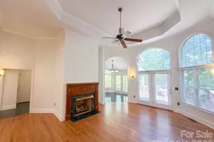 5406 Club View Dr, Concord, NC 28025 - Photo 3