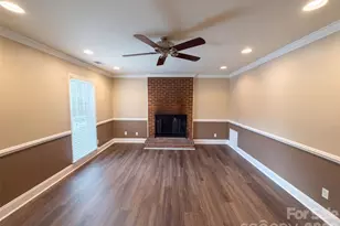 201 Wainsley Pl, Matthews, NC 28105 - Photo 9