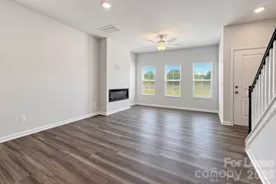 6528 Harlech St, Charlotte, NC 28269 - Photo 5