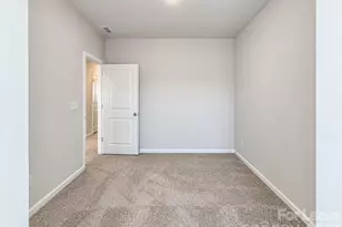 6528 Harlech St, Charlotte, NC 28269 - Photo 17