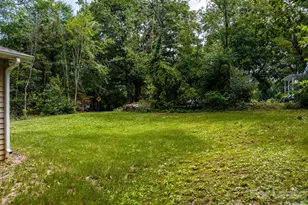 1586 3rd St Dr NE, Hickory, NC 28601 - Photo 9