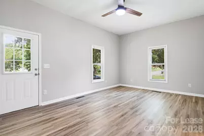 1586 3rd Street Drive NE, Hickory, NC 28601 - Photo 27