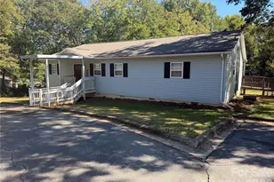 104 E Clairborne St, Blacksburg, SC 29702 - Photo 1