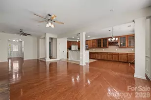 114 Inlet Point Dr, Tega Cay, SC 29708 - Photo 9