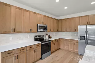 3800 Erskine Woods Dr, Bessemer City, NC 28016 - Photo 29