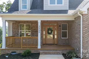 3800 Erskine Woods Dr, Bessemer City, NC 28016 - Photo 3