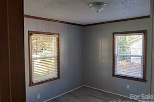 1323 Second St, Gastonia, NC 28054 - Photo 7