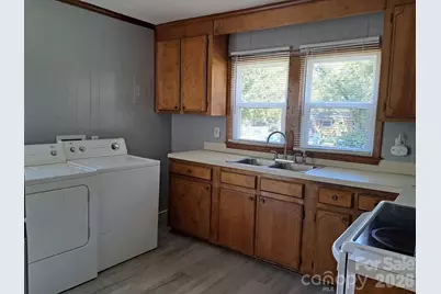 1323 Second Street, Gastonia, NC 28054 - Photo 13