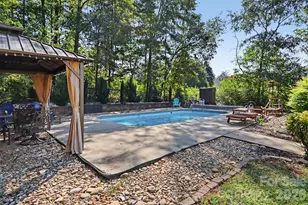 1233 Waterford Rd, Lincolnton, NC 28092 - Photo 5