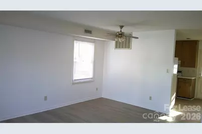 114 5th Avenue NE #B, Conover, NC 28613 - Photo 3