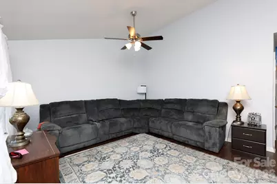 229 Chicago Lane, York, SC 29745 - Photo 5