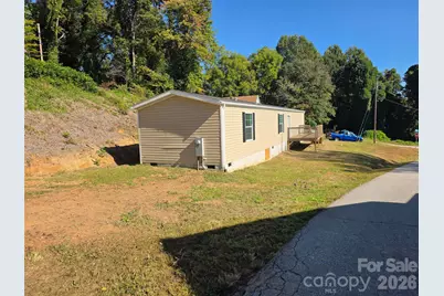 155 Fourth C Street, Marion, NC 28752 - Photo 5