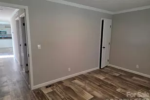155 4th C St, Marion, NC 28752 - Photo 19
