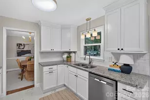 3918 Rhodes Ave, Charlotte, NC 28210 - Photo 17