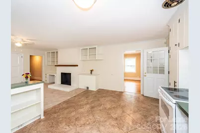1301 N Sharon Amity Road, Charlotte, NC 28211 - Photo 9