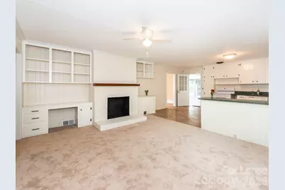 1301 N Sharon Amity Road, Charlotte, NC 28211 - Photo 11