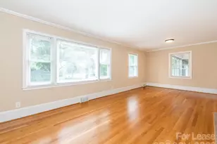 1301 N Sharon Amity Rd, Charlotte, NC 28211 - Photo 5