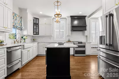 133 W Glendale Avenue, Mount Holly, NC 28120 - Photo 7