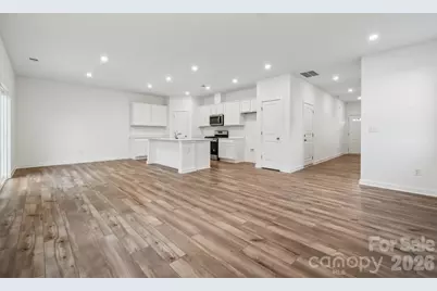 2929 31st Street NE, Hickory, NC 28601 - Photo 7