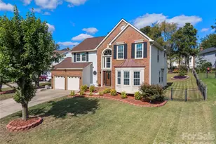 421 Halliwell St, Charlotte, NC 28262 - Photo 3