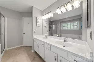 421 Halliwell St, Charlotte, NC 28262 - Photo 33