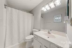 421 Halliwell St, Charlotte, NC 28262 - Photo 27