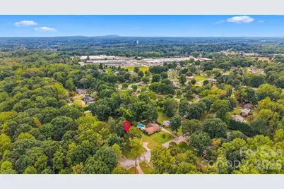 803 E 24th Street, Newton, NC 28658 - Photo 31