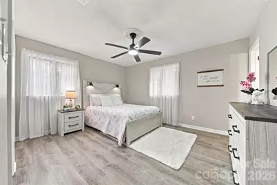 803 E 24th Street, Newton, NC 28658 - Photo 17