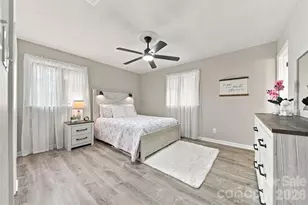803 E 24th St, Newton, NC 28658 - Photo 17