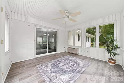 803 E 24th Street, Newton, NC 28658 - Photo 15