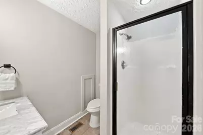 803 E 24th Street, Newton, NC 28658 - Photo 23