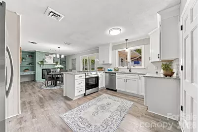803 E 24th Street, Newton, NC 28658 - Photo 7