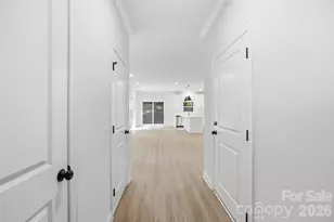 603 Coulwood Dr, Charlotte, NC 28214 - Photo 3